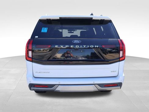 Used 2025 Ford Expedition Max Platinum AWD/4WD image 17