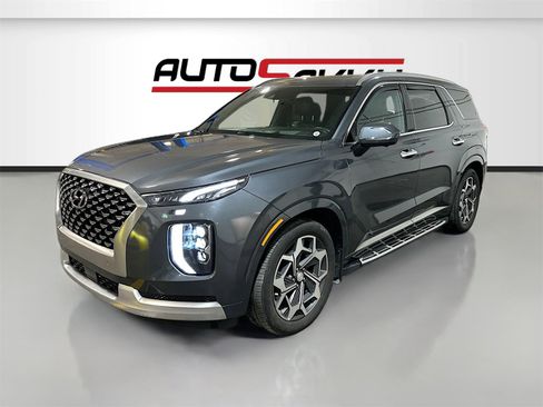 Used 2022 Hyundai Palisade Calligraphy w/ Winter Package image 4