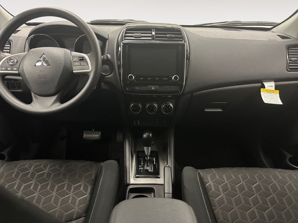 Used 2026 Mitsubishi Outlander Sport ES AWD/4WD image 11