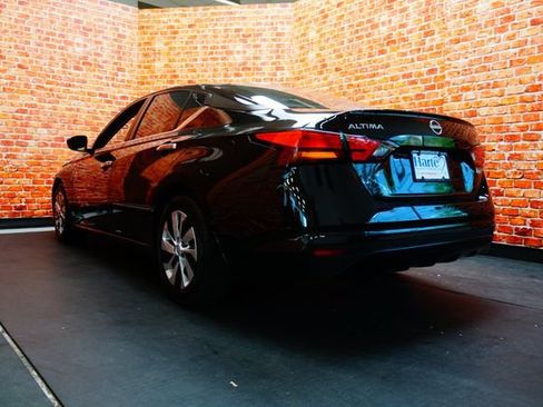 Certified 2023 Nissan Altima 2.5 S FWD image 8