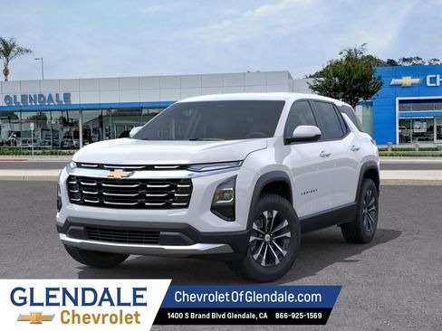 New 2026 Chevrolet Equinox LT FWD image 6