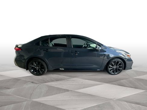 Used 2025 Toyota Corolla SE FWD image 9