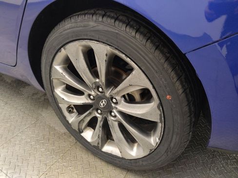 Used 2023 Hyundai Elantra SEL FWD image 31