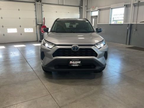 Used 2023 Toyota RAV4 LE AWD/4WD image 2