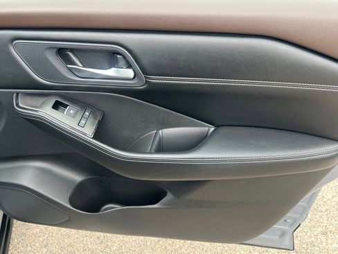 Certified 2023 Nissan Rogue SL AWD/4WD image 24