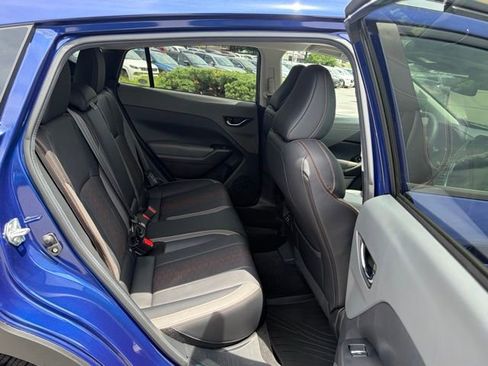 Used 2025 Subaru Crosstrek 2.5i Limited w/ Crosstrek Mirror Package AWD/4WD image 31