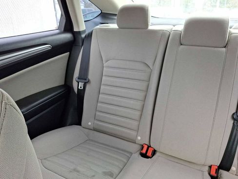 Used 2018 Ford Fusion S image 13