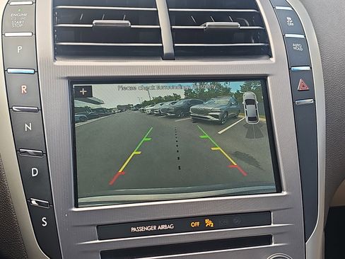 Used 2018 Lincoln MKZ Select w/ Select Plus Package FWD image 27