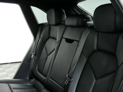 Certified 2026 Porsche Macan AWD/4WD image 22