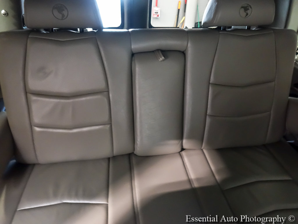 Used 2023 Chevrolet Express 2500 RWD image 22