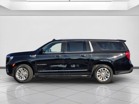 Used 2024 GMC Yukon XL SLT image 8