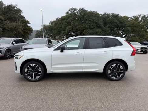 New 2026 Volvo XC60 B5 Plus w/ Protection Package Premier image 3