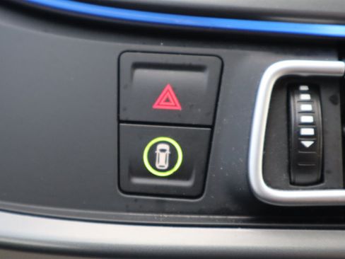 Used 2016 BMW i8 AWD/4WD image 29