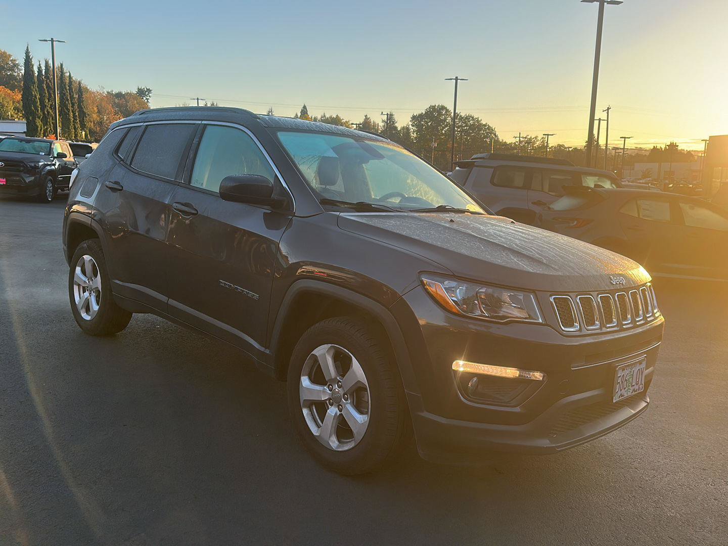 Used 2019 Jeep Compass Latitude w/ Popular Equipment Group AWD/4WD image 6