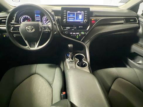 Used 2024 Toyota Camry LE w/ Convenience Package image 30