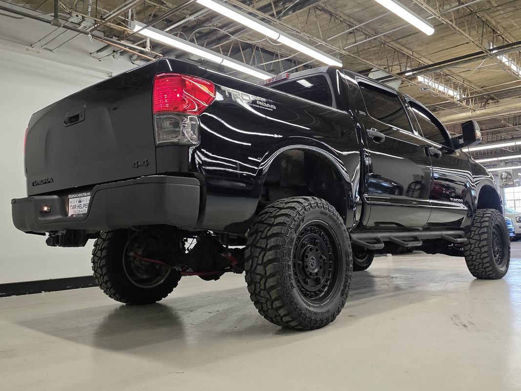 Used 2012 Toyota Tundra 4x4 CrewMax w/ SR5 Pkg image 8