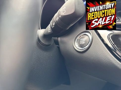 Used 2021 Toyota C-HR XLE FWD image 30