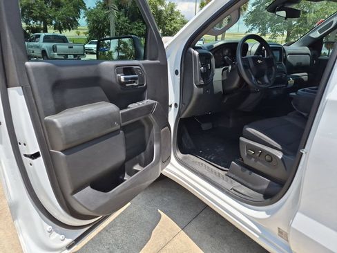 Used 2024 Chevrolet Silverado 1500 Custom RWD image 7