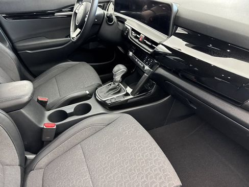 Used 2024 Kia Seltos S image 15