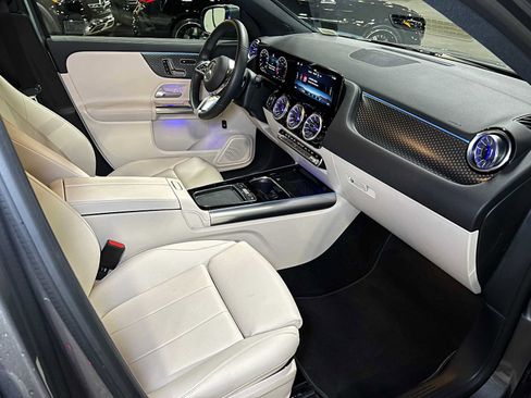 Used 2025 Mercedes-Benz GLA 250 GLA 250 image 11