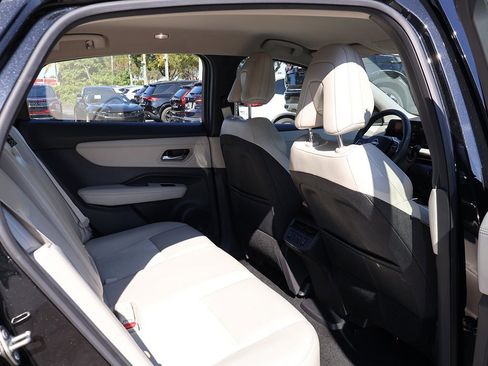 Used 2024 Nissan Ariya AWD image 36