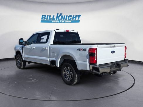 Used 2024 Ford F250 Lariat image 3