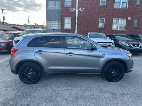 Used 2017 Mitsubishi Outlander Sport ES AWD/4WD image 4