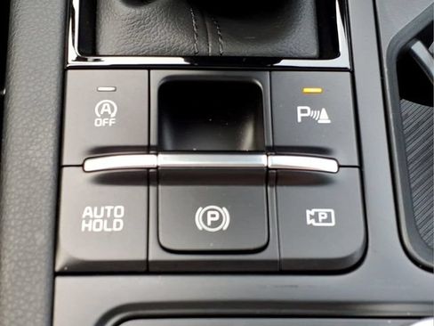 Used 2025 Kia K5 LXS FWD image 21