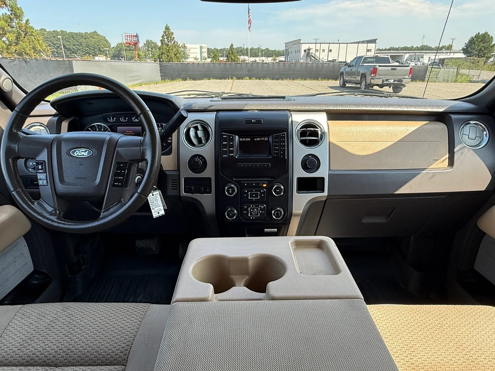 Used 2013 Ford F150 XLT w/ Luxury Equipment Group AWD/4WD image 3