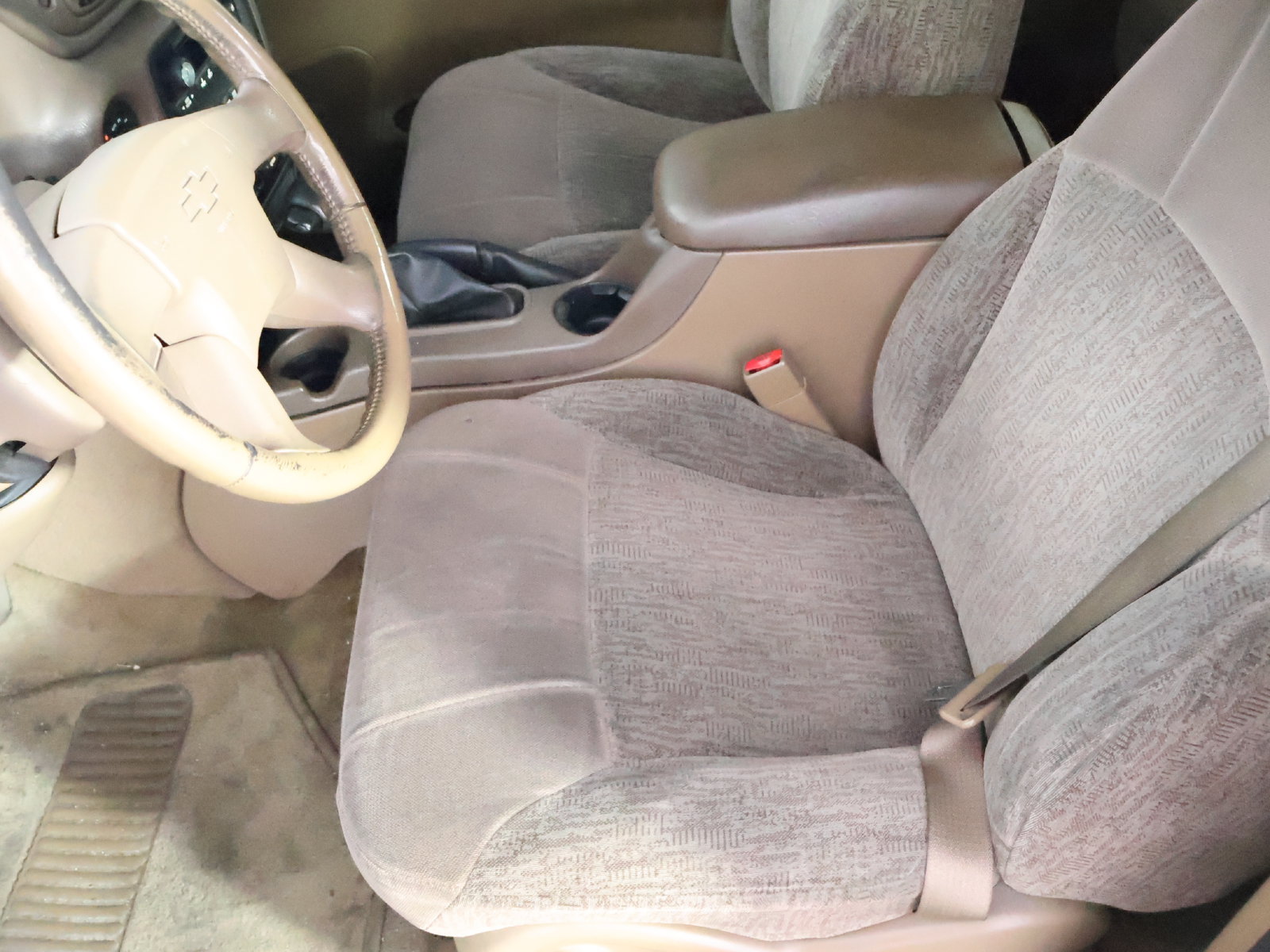 Used 2003 Chevrolet TrailBlazer LS w/ Preferred Equipment Group AWD/4WD image 24