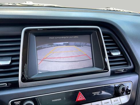 Used 2019 Hyundai Sonata SE FWD image 22