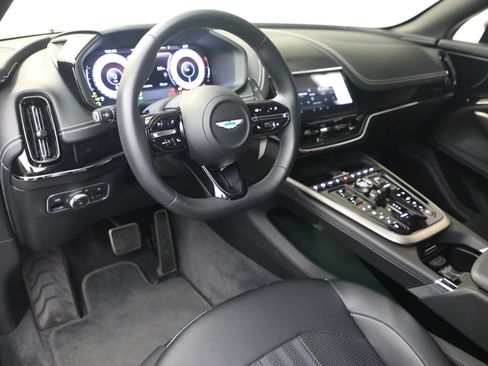 Used 2026 Aston Martin DBX 707 AWD/4WD image 18