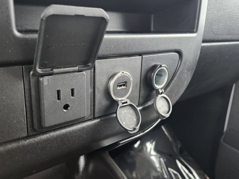 Used 2022 Chevrolet Express 3500 LS image 8