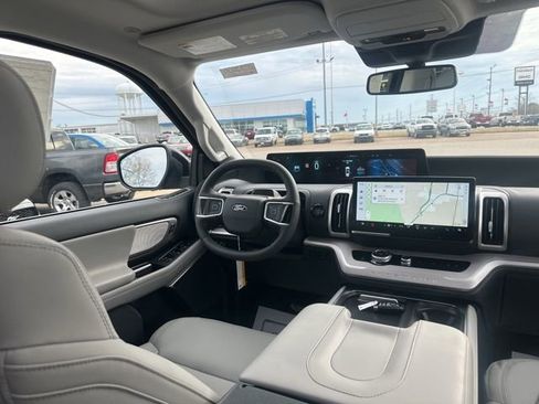 New 2026 Ford Expedition Max Active image 12