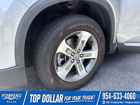Used 2023 Honda Pilot EX-L image 32