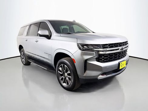 Used 2023 Chevrolet Suburban LS AWD/4WD image 4