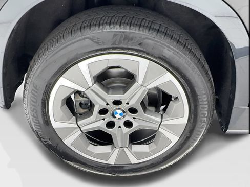 Used 2026 BMW X1 xDrive28i AWD/4WD image 16