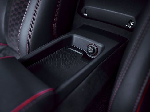 Used 2023 Lamborghini Huracan Tecnica image 60