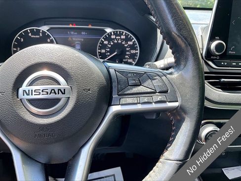 Used 2022 Nissan Altima 2.5 SR FWD image 17