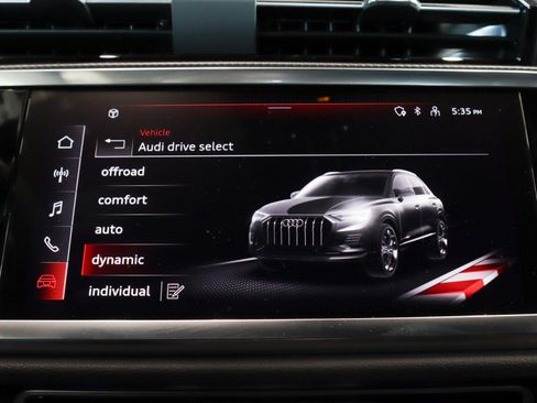 New 2025 Audi Q3 2.0T Premium Plus image 24