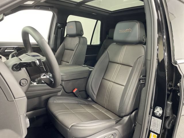 New 2026 Chevrolet Tahoe High Country w/ Sun And Tow Package AWD/4WD image 11
