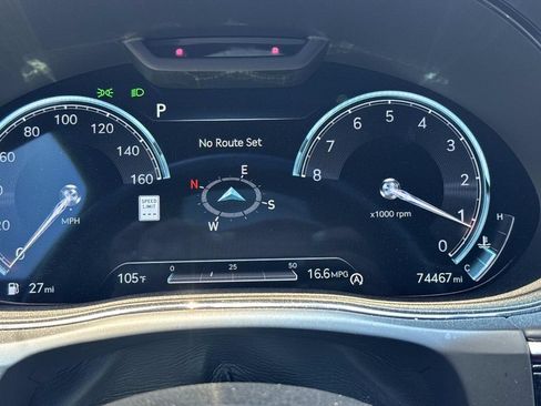 Used 2023 Genesis GV70 2.5T w/ Sport Prestige Package AWD/4WD image 37
