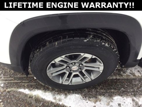 Used 2025 GMC Terrain Elevation image 24