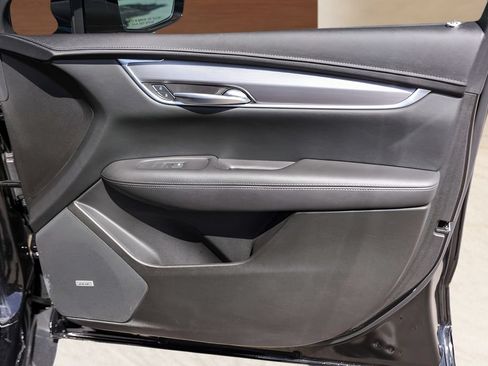 Used 2024 Cadillac XT5 Luxury FWD image 29