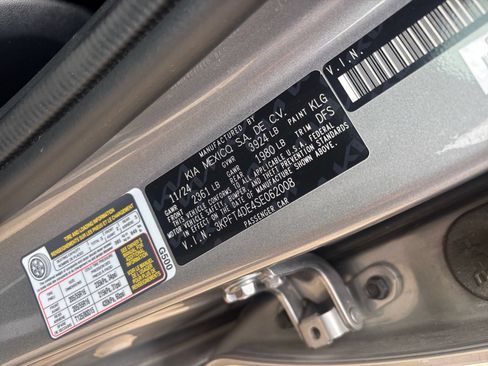 Used 2025 Kia K4 FWD image 28