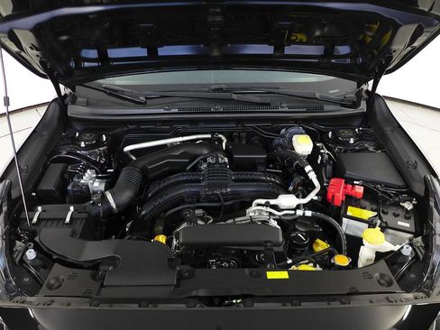 Certified 2025 Subaru Crosstrek 2.0i image 6