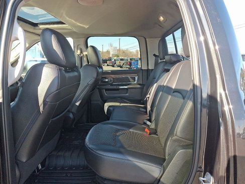 Used 2017 RAM 2500 Laramie w/ Sport Appearance Group image 19