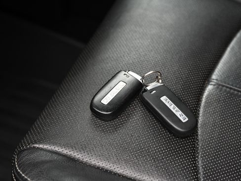 Used 2017 RAM 1500 Laramie w/ Convenience Group image 30