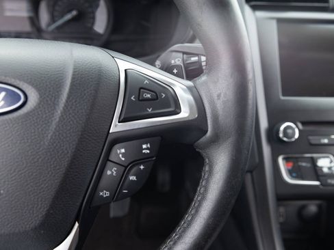 Used 2018 Ford Fusion SE w/ Equipment Group 201A FWD image 36