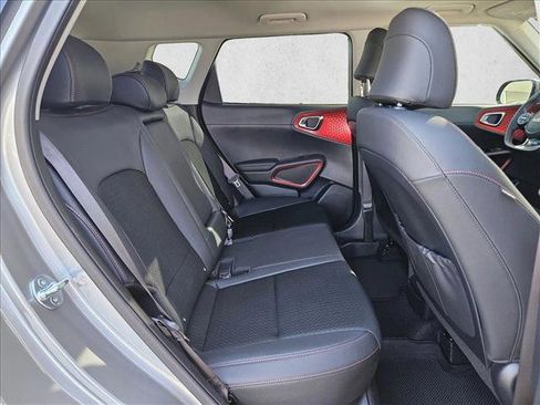 Used 2025 Kia Soul GT-Line w/ GT-Line Technology Package image 20